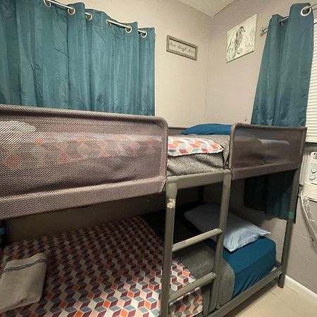 Miami Vibes "Hostel-Like" Shared Room North Miami Eksteriør billede