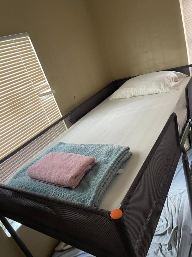 Miami Vibes "Hostel-Like" Shared Room North Miami Eksteriør billede